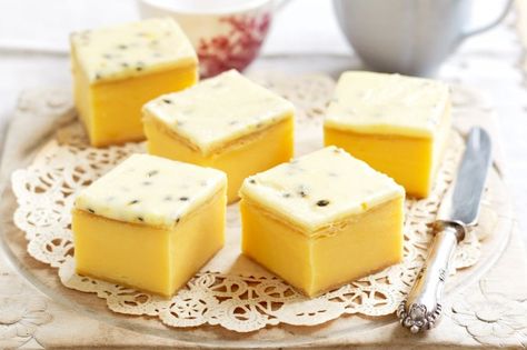 Old-fashioned vanilla slice: - - -  Satisfy your sweet tooth with this passionfruit, vanilla slice. Fruit Slice Recipe, Vanilla Slice Recipe, Peppermint Slice, Fudge Caramel, Vanilla Slice, Custard Slice, No Bake Slices, Slice Recipe, Chocolate Slice