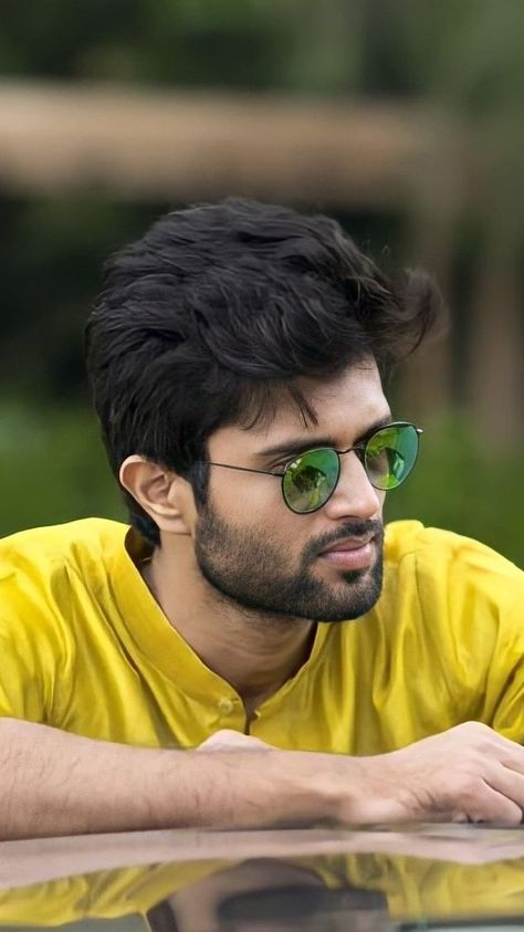 Vijay Devarakonda Attitude Pics, South Hero Photo, Vijay Deverkonda, Attitude Pic, South Actors, Arjun Reddy, Mehndi Video, Hd Cover Photos, South Hero