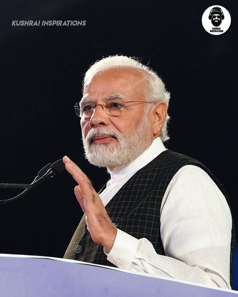 Narendra Modi HD Images Happy Face Images, Narendra Modiji, National Festival, Full Hd Photo, Bridal Photography Poses, Painting Reference, Famous Photos, Architecture Sketchbook, Carving Art