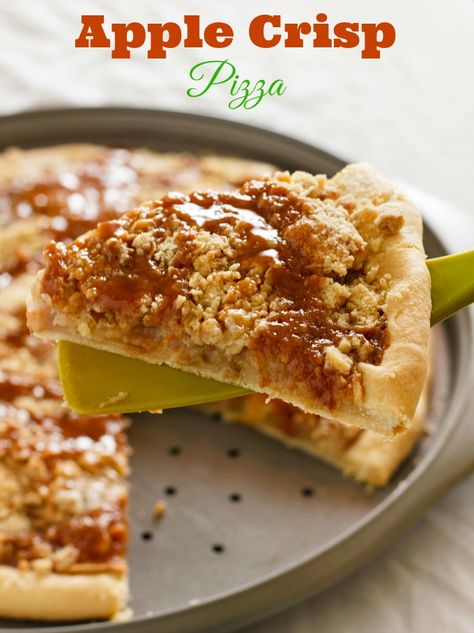 Apple Crisp Pizza | #pie #pizza #dessert #autumn #apples | http://thecookiewriter.com Apple Crisp Pizza, Fruit Pizza Bar, Fruit Pizza Sugar Cookie Recipe, Pizza Sugar Cookie, Easy Fruit Pizza, Healthy Breakfast Bowl, Fruit Pizza Sugar Cookie, Homemade Pie Crust Recipe, Fruit Pizza Recipe