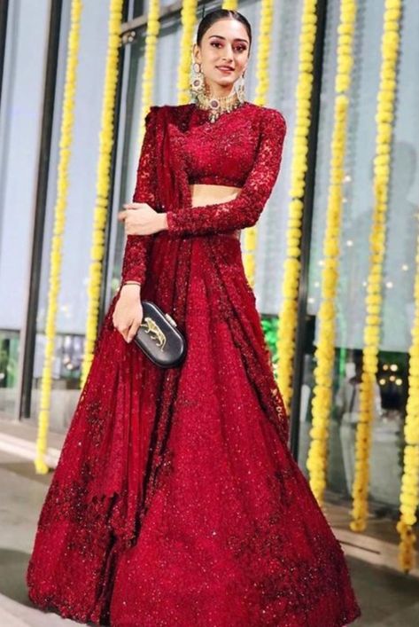 Red is one of the favorite colors for #bridallook. It significance love, feminism, and romance. Check out a few #bridaloutfits in red which are perfect for your reception. #𝗧𝗵𝗿𝗲𝗮𝗱𝘀 Bridesmaid Lehenga, Indian Bridesmaids, Red Bridesmaid, Wedding Lehenga Designs, Lehnga Dress, Bridal Lehenga Collection, Designer Bridal Lehenga, Bridal Lehenga Red, Indian Bridal Dress