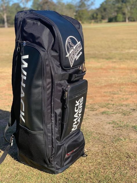 The #cricket #bag with #wheels has made a huge difference in terms of convenience and comfort. The wheels make it easy to maneuver the bag , and the handle is sturdy and comfortable to hold. Overall, I would highly recommend a cricket bag with wheels to anyone who plays the sport regularly. 👌🏏 Cricket Kit, Cricket Jersey, Cricket (sports), Boy Blurred Pic, Money Images, Kit Bag, Training Equipment, Medium Bags, Make It Easy