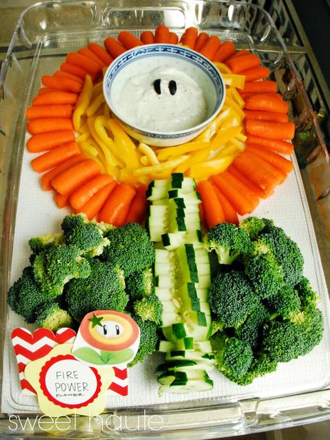 Super Mario Bro's Party {Series}: Food - now I can't get the theme song out of my head! Super Mario Brothers Party, Mario Kart Party, Nintendo Party, Super Mario Bros Birthday Party, Custom Crafts, Super Mario Bros Party, Mario Bros Birthday, Mario Bros Party, Super Mario Birthday Party