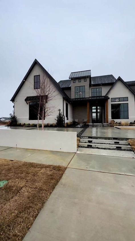 Ultra luxury house tour in Frisco Texas 📍 #texas | Navarealtygroup | Navarealtygroup · Original audio Texas House Exterior, Houston Texas Homes, Dallas Texas Homes, Luxury House Tour, Mini Mansion, Moving To Dallas, Texas Houston, House Interior Design Styles, Diy House Plans