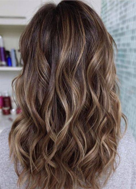 Honey Bayalage, Kimono Hairstyle, Highlights On Brunette, Bayalage Highlights, Rambut Brunette, Honey Brown Hair, Brown Ombre Hair, Hot Hair Colors, Balayage Blonde