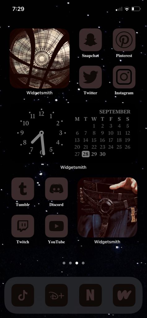 Marvel Widgetsmith Ideas, Marvel Phone Layout, Ios 16 Wallpaper Marvel, Marvel App Icons Aesthetic, Marvel Home Screen Ideas, Marvel Phone Theme, Marvel Theme Phone, Marvel Avengers Widget, Marvel Ios 16 Wallpaper