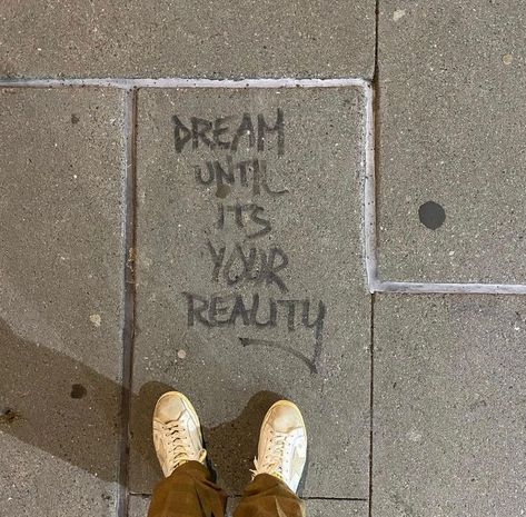 Street Quotes, Chloe Walsh, Small Quotes, Instagram Feed Ideas Posts, Manifesting Dreams, Random Aesthetic, Motivational Picture Quotes, Dear Self, Bio Quotes