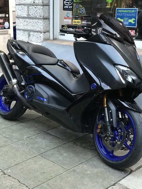 Yamaha Scooter, Tmax Yamaha, T Max 530, Maxi Scooter, Mt 03, Sport Bike, T Max, Yamaha Motor, Iron Horse