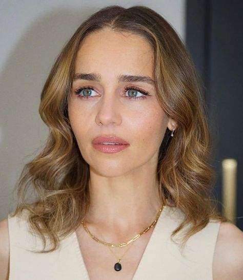 Emilia Clarke Hair, Blonde Tones, Tone Hair, Emilia Clarke, Summer Hair Color, Light Hair, Hair Color Trends, Kate Moss, Great Hair