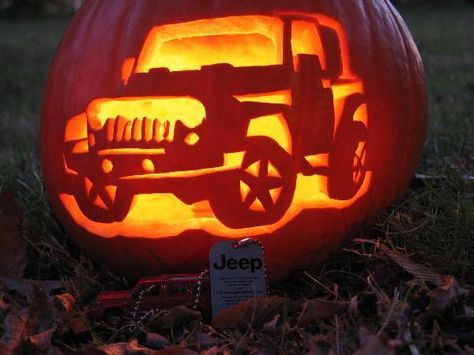 Carve a Jeep Pumpkin this year! Motorcycle Pumpkin Carving, Jeep Pumpkin Carving, Halloween Jeep, Jeep Quotes, Fall Interior Design, Jeep Pictures, Famous Art Pieces, Its A Jeep Thing, Pumkin Carving