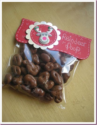 Reindeer poop ... err ... jumbo chocolate coated raisins Christmas Crafting Ideas, Christmas Stall Ideas, Christmas Fayre Ideas, Reindeer Poop, Christmas Fair Ideas, Christmas Goodie Bags, Xmas Eve Boxes, Christmas Craft Fair, Christmas Crafting