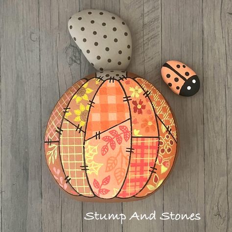 Protection Artwork, Fall Rock, Art Rock, Kindness Rocks, Natural Rock, Autumn Painting, Friend Gifts, Stone Collection, Paint Markers