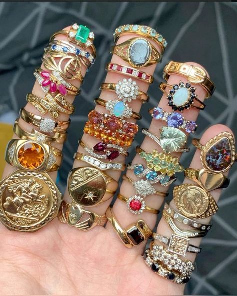 Hippie Rock, Dope Jewelry Accessories, Rings And Bracelets, Inexpensive Jewelry, Earthy Jewelry, Jewelry Accessories Ideas, Dope Jewelry, Jewelry Fashion Trends, Jewelry Essentials