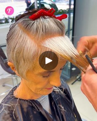 Gray To Blonde Hair, Grey Hair Growing Out, Grey Bangs, Silver Hair Bob, Blending Gray Hair With Highlights, Growing Out Gray Hair, Grey Hair Roots, Gray Roots, Celebrity Bobs