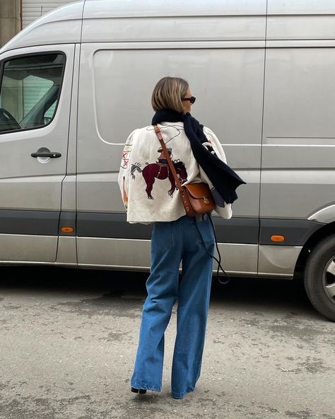 Monday circus 🎠 Since cphfw and thanks to Beyonce, I’m now very much into the contemporary take on the Western or cowboy-inspired style… | Instagram Western Inspired Outfits, Spain Fashion, Coat For Women, Long Sleeve Jacket, Print Coat, Embroidery Fashion, Sleeve Jacket, Autumn Outfit, Female Fashion