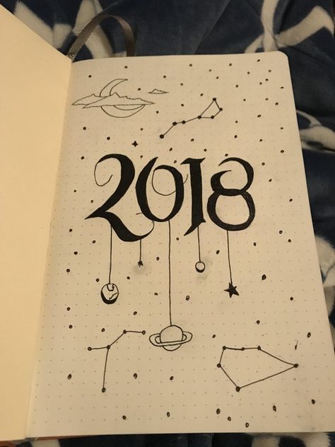 New Years Doodles Bullet Journal, New Years Doodles, Bullet Journal Calendrier, Doodle For Beginners, Bullet Journel, Bullet Journal 2019, Journal News, 2018 Year, Bullet Journal Planner