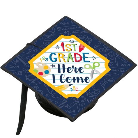 Kids Kindergarten Graduation Grad Cap Cover INCLUDES top piece, base piece, and poster mounts to assemble graduation cap topper. GRAD CAP DECOR KIT: Stand out from the crowd when you decorate your mortarboard graduation cap! The base piece will cover majority of mortarboard and top piece will give the design a three-dimensional element that covers the tassel button. EASY DIY ASSEMBLY: Use the printed guides on each the top piece and base piece to align placement of 1st Grade Here I Come Cap Cove 1st Grade Here I Come, Graduation Party Banners, Kids Graduation, Cap Decoration, Graduation Cap Toppers, Graduation Favors, Graduation Cap Designs, Graduation Cap Decoration, Peppa Pig Birthday