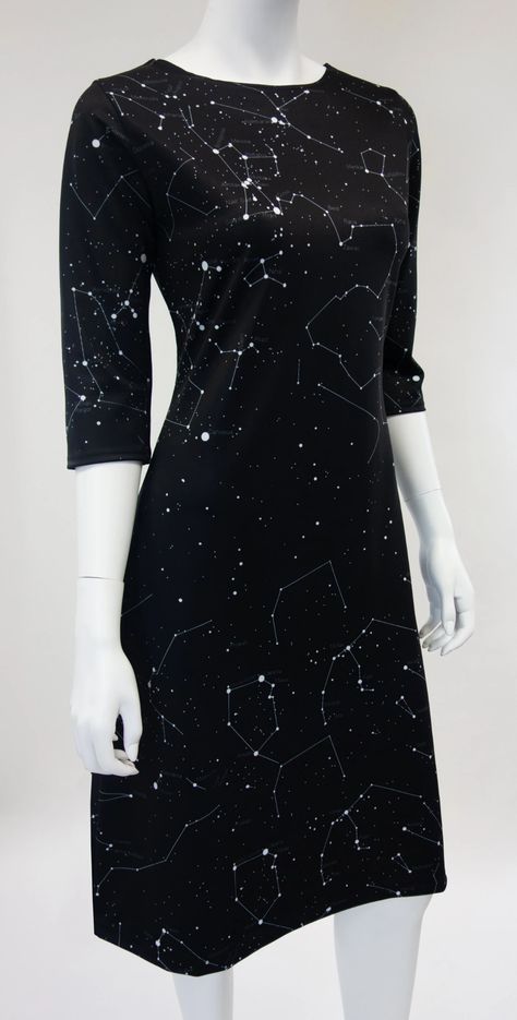 Star Dress Aesthetic Prom, Astrology Aesthetic Clothes, Astronomer Outfit, Constellation Costume, Astronomy Dress, Star Aesthetic Outfit, Space Outfit Aesthetic, Spacecore Outfits, Celestial Aesthetic Clothes