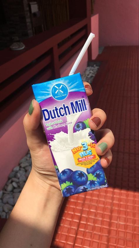 Dutch Mill Drink, Dutch Mill, Filipino Snacks, Blueberry Juice, Juice Plus, Jong Suk, Lee Jong Suk, Drink Milk, Lee Jong