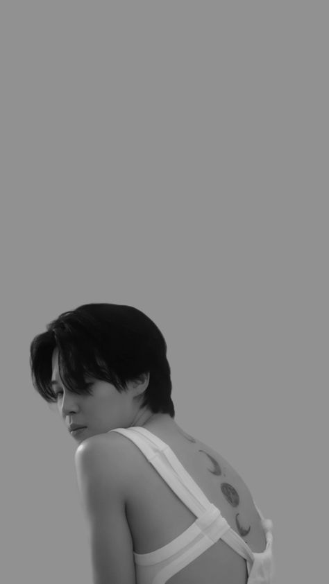 Jimin moon tattoo Jimin Moon Tattoo, Bts Jimin Wallpaper, Jimin Wallpaper, Body Reference, Moon Tattoo, Back Tattoo, Bts Suga, Bts Wallpaper, Bts Jimin