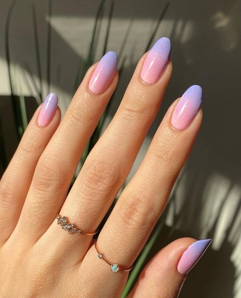 Lilac Nails Design, Purple And Silver Nails, Purple And Pink Nails, Purple Nail Art Designs, Purple Ombre Nails, Blue Nail Art Designs, Purple Glitter Nails, Purple Nail Art, Lilac Nails