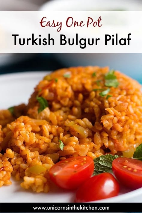 Bulgur Wheat Recipes, Bulgur Pilaf, Alternative To Rice, Arabisk Mad, Bulgur Recipes, Bulgur Wheat, Pilaf Recipes, Wheat Recipes, Doner Kebab