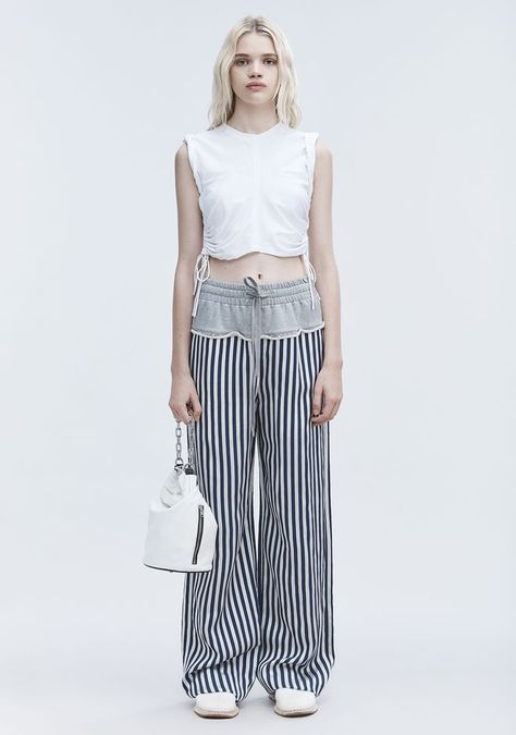 Diy Crop Top, Summer Runway, Crop Top Casual, Casual Bottoms, Jersey Pants, T By Alexander Wang, Celebrity Outfits, Alexander Wang, Bottoms Pants