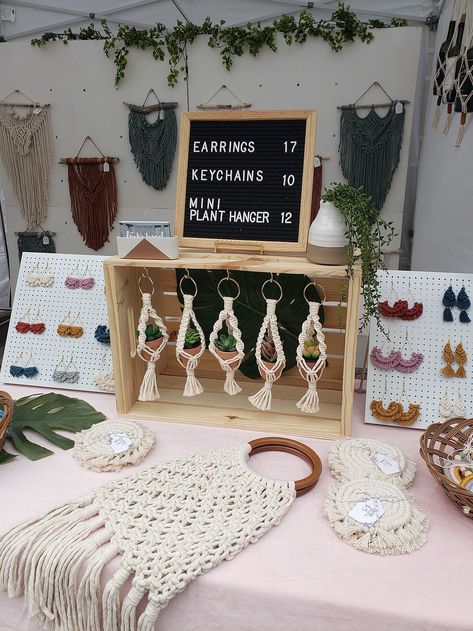 Craft Booth Jewelry Display Ideas, Simple Craft Booth Display, Macrame Vendor Booth Ideas, Car Freshie Booth Display, Things To Make For Markets, Craft Booth Displays Signs, Canopy Display Craft Booths, Macrame Farmers Market Booth, Shirt Display Craft Show