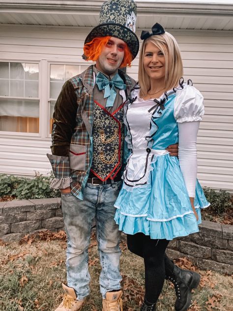 Alice in wonderland & mad hatter costumes on amazon Mad Hatter Costume Men, Alice In Wonderland Mad Hatter, Wonderland Mad Hatter, Mad Hatter Costume, Homemade Costume, Holiday Inspo, Halloween Costume Idea, Alice In Wonderland Costume, Wonderland Costumes