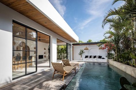 Two bedroom Luxury Villa in Canggu - Houses for Rent in Kuta Utara, Bali, Indonesia - Airbnb Ubud Villas, Bali Style Home, Modern Villas, Bali House, Villa Style, Canggu Bali, King Bedroom, Courtyard House, Cool Cafe