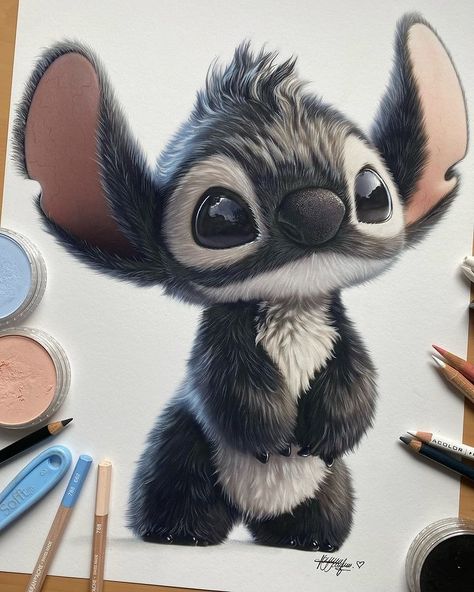 Art by Jasmin | Realistic Drawings 🎨 (@artby_jazmin) • Fotos y vídeos de Instagram Cute Dragon Drawing, Colored Pencil Artwork, Stitch Drawing, Lilo Et Stitch, Watercolor Art Lessons, Realistic Art, Dog Drawing, Realistic Drawings, Stitching Art