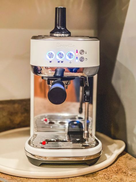 Breville Bambino Plus, Breville Bambino, Cleaning Tips Tricks, Counter Culture Coffee, Breville Espresso Machine, Specialty Coffee Drinks, Commercial Espresso Machine, Coffee Brewing Methods, Espresso Machine Reviews