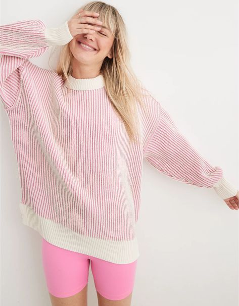 Chenille Sweater, Winter Fits, Fall 2023, Mens Outfitters, Graphic Crewneck Sweatshirt, Dream Clothes, Sweaters Oversized, Pink Sweater, Comfy Outfits