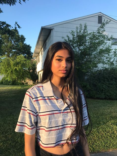 cropped shirt, polo shirt, cute clothes, outfits, brandy melville, fit inspo, outfit inspo, skater girl, skate outfits Cropped Polo Shirt Outfit, Crop Polo Outfit, Outfit Inspo Skater, Polo Crop Top Outfit, Outfits Brandy Melville, Skate Outfits, Polo Crop Top, Cropped Polo Shirt, Polo Shirt Girl