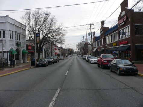 Main Street, Newark, DE Newark Delaware, Troy University, Happy City, American Flag Wallpaper, Delaware State, University Of Delaware, Flag Wallpaper, Old Places, Best Places To Live