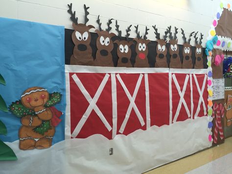 Reindeer stable school hallway Reindeer Stable, School Hallway Decorations, Christmas Cubicle Decorations, Christmas Hallway, School Hallway, Christmas Contests, Winter Wonderland Decorations, Christmas Program, Christmas Artwork