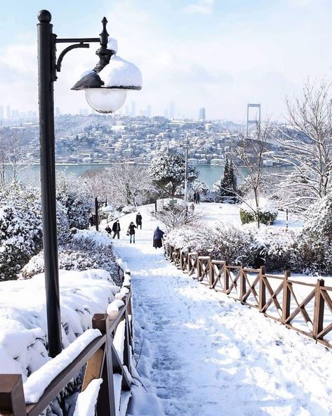 Snow begins in Istanbul ❄️❄️ ☃️☃️ 🇹🇷🇹🇷 Winter In Istanbul, Turkey Beach, Istanbul Turkey Photography, Istanbul Photography, Istanbul City, Winter Scenery, Istanbul Turkey, Dream Destinations, Travel Aesthetic