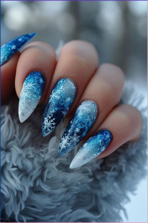 Elsa Inspired Nails, Elsa Nails Frozen, Blue And White Winter Nails, Frozen Inspired Nails, Frozen Nail Designs, Blue Nails Winter, Trending Winter Nails, Elsa Nails, Christmas Nails Inspiration