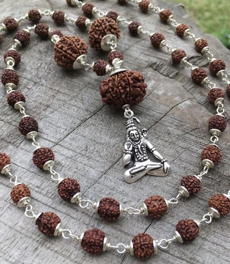 Rudraksha Mala Silver For Men, Rudraksha Jewelry For Men Silver, Shiva Puja, Rudraksha Jewelry, Gold Pendants For Men, Rudraksha Bracelet, Temple Jewelry Necklace, Rudraksha Mala, Jewelry Photography Styling