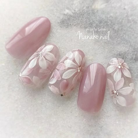 Floral Gel Nail Designs, Nails Floral Design, Nail Art Step By Step, Nail Art Flower, Nails With Flowers, Flowers Nail Art, Fancy Nail Art, Art Designs Ideas, Asian Nails