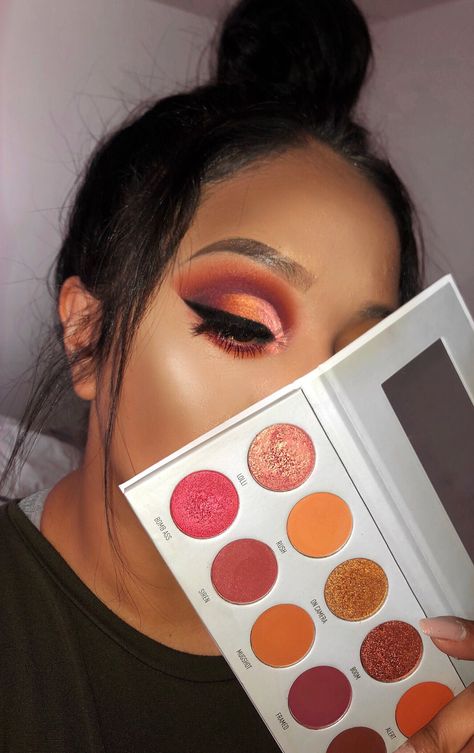 Jaclyn hill x morphe vault collection look.  Use “ring the alarm palette” Jaclyn Hill Palette Looks, Jaclyn Hill Makeup, Makeup Cantik, Make Up Inspiration, Jaclyn Hill Palette, Face Beat, Jaclyn Hill, Makeup Guide, Pink Eyeshadow