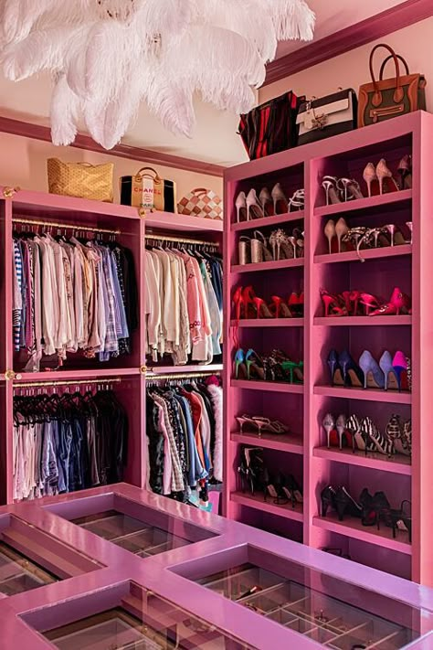 Gallery - Coats Homes Pink Walk In Closet Ideas, Colorful Closet Aesthetic, Fun Closet Ideas, Pink Closet Aesthetic, Pink Walk In Closet, Closet Vanity Room, Maximalist Closet, Pink Dressing Room, Pink Orange Aesthetic