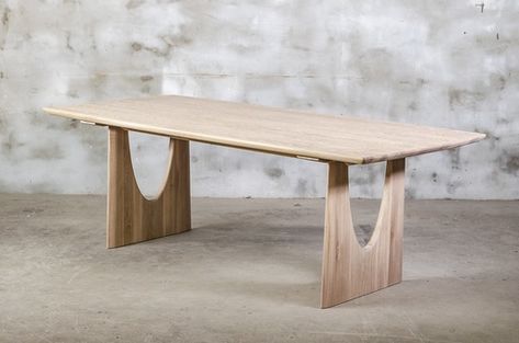 Tables repas | FOR ME LAB Japandi Furniture, Table Dimensions, Kitchen Window, Dinner Table, Wabi Sabi, Types Of Wood, Furniture Accessories, Solid Oak, Decorative Pieces