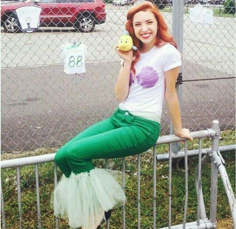 Mermaid costume Outfits For Big Guys, Ariel Costume Diy, Karneval Diy, Ariel Costume, Mermaid Costume Diy, Ariel Costumes, Little Mermaid Costume, Teacher Costumes, Disney Costume