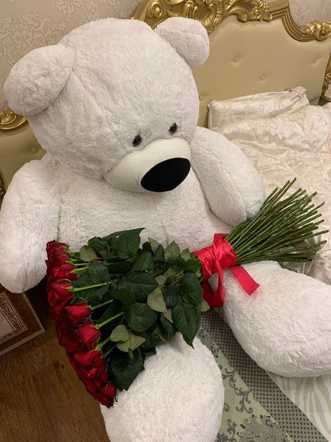 Luxury Flower Bouquets, Boyfriend Crafts, Romantic Surprise, Teddy Bear Gifts, Good Night Flowers, Beautiful Bouquet Of Flowers, Perfect Date, Valentines Day Gifts For Her, Cute Stuffed Animals