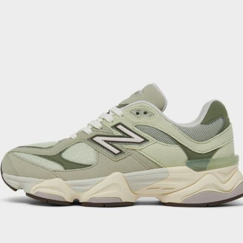 Men Size: 5.5 Women Size: 7.5 Quantity: 1 Light Green New Balance, Green New Balance, Curvy Casual Outfits, New Balance Outfit, Olive Green Color, New Balance Shoes, Business Outfits, Shoe Game, Olive Green