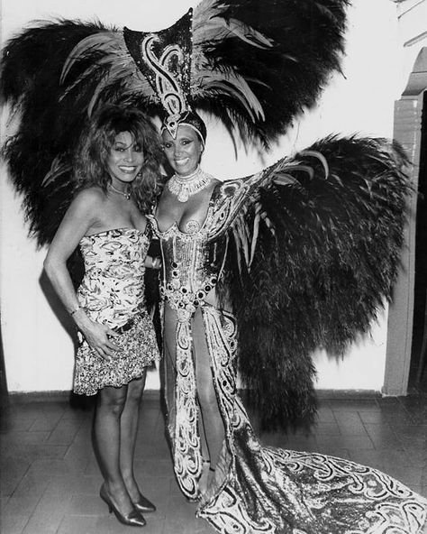 Tina in Rio de Janeiro, Brazil (1988) Tina Turner Live, Jennifer Saunders, Dawn French, New James Bond, Laura Bush, Rock Queen, Ike And Tina Turner, Through The Decades, Show Dance