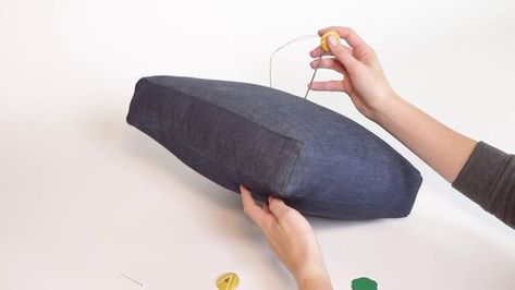 How to tuft a pillow using a Dritz Upholstery Needle, Covered Buttons an... How To Tuft A Pillow, How To Tuft A Cushion, Diy French Mattress, Create A Family Tree, Diy Furniture Upholstery, Tufted Pillow, Girly Crafts, French Mattress, Diy Knobs