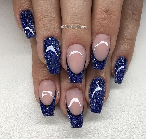 Blue Prom Nails, Grad Nails, Blue And Silver Nails, Quinceanera Nails, Hoco Nails, Silver Nail Designs, Navy Nails, Graduation Nails, Blue Acrylic Nails