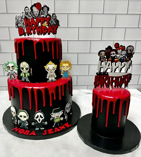 Slasher Cake Ideas, Horror Cakes Birthdays Easy, Scream Cake Ideas Kids, Killer Cake, Killer Birthday Cake, Horror Cake Ideas, Have A Killer Birthday Theme, Horror Birthday Cakes, Horror Cakes